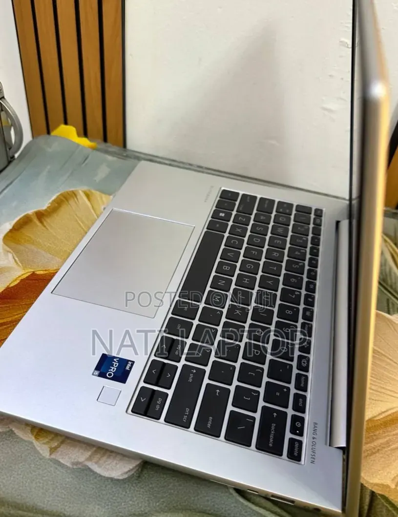 New Laptop HP EliteBook 840 G9 16GB Intel Core i5 SSD 512GB