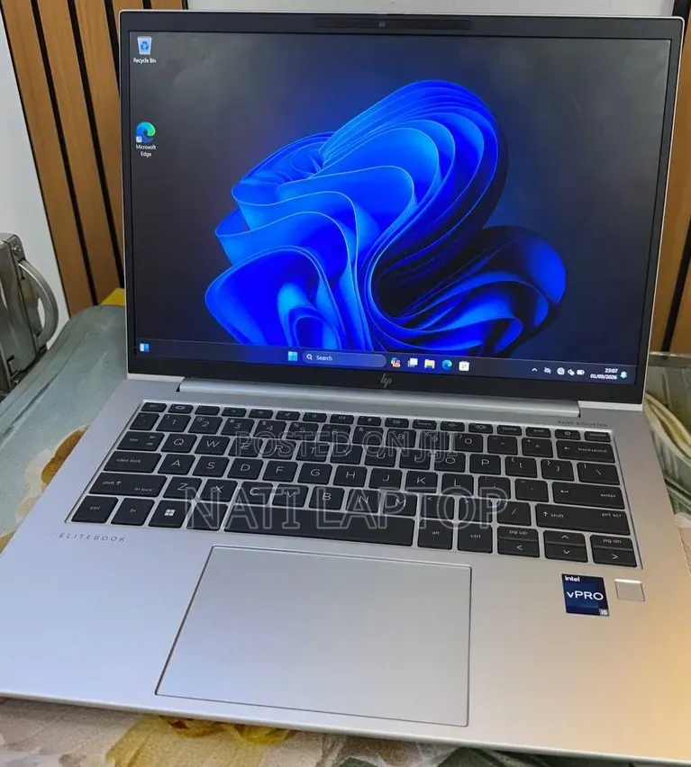 New Laptop HP EliteBook 840 G9 16GB Intel Core i5 SSD 512GB