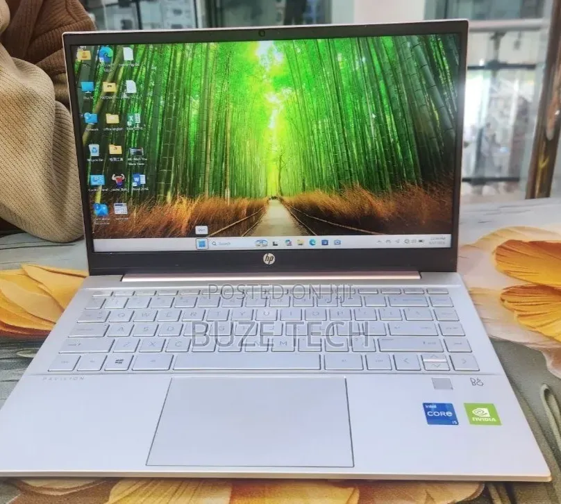 New Laptop HP Pavilion 14 16GB Intel Core i5 SSD 512GB