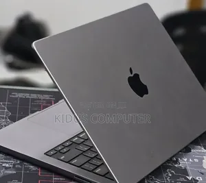 New Laptop Apple MacBook Pro 2023 M3 8GB Apple M3 SSD 512GB