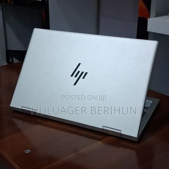 New Laptop HP Envy x360 8GB Intel Core i5 SSD 512GB