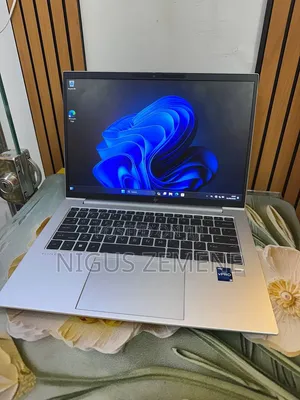 New Laptop HP EliteBook 840 16GB Intel Core i5 SSD 512GB