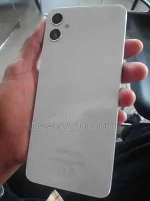 Samsung Galaxy A05 128 GB Silver