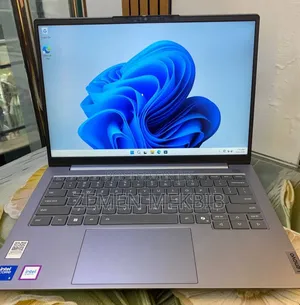 New Laptop Lenovo 16GB Intel Core 5 SSD 512GB