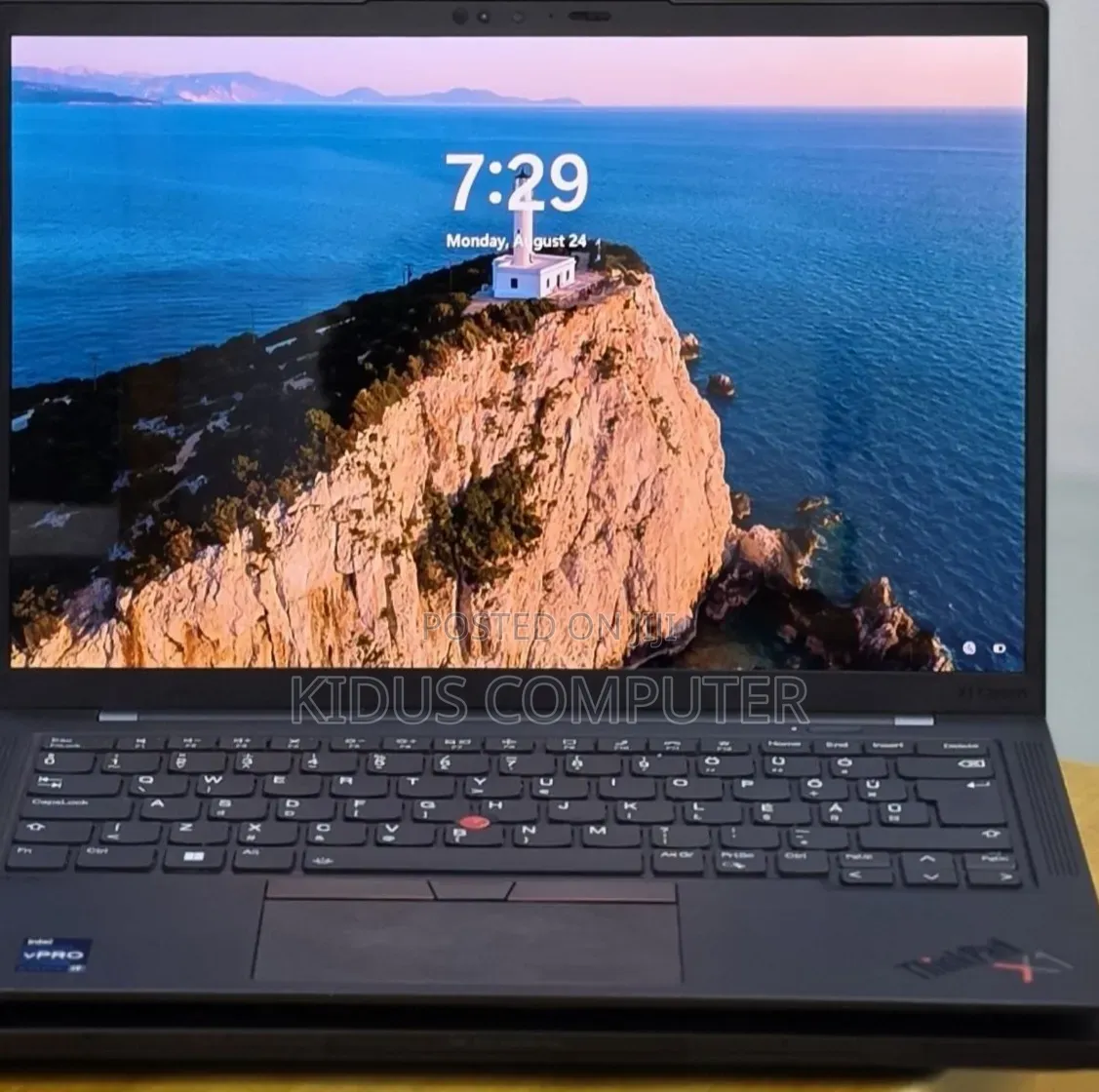 New Laptop Lenovo ThinkPad X1 Carbon 16GB Intel Core i7 SSD 512GB