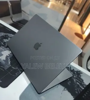New Laptop Apple MacBook Pro 64GB Apple M1 Max SSD 1T