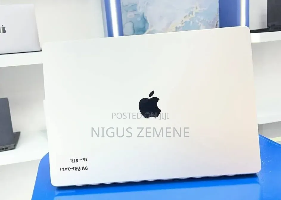 New Laptop Apple MacBook Pro 2021 M1 16GB Apple M1 Pro SSD 512GB