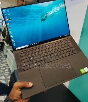 New Laptop Dell Precision 5550 16GB Intel Core i7 SSD 512GB