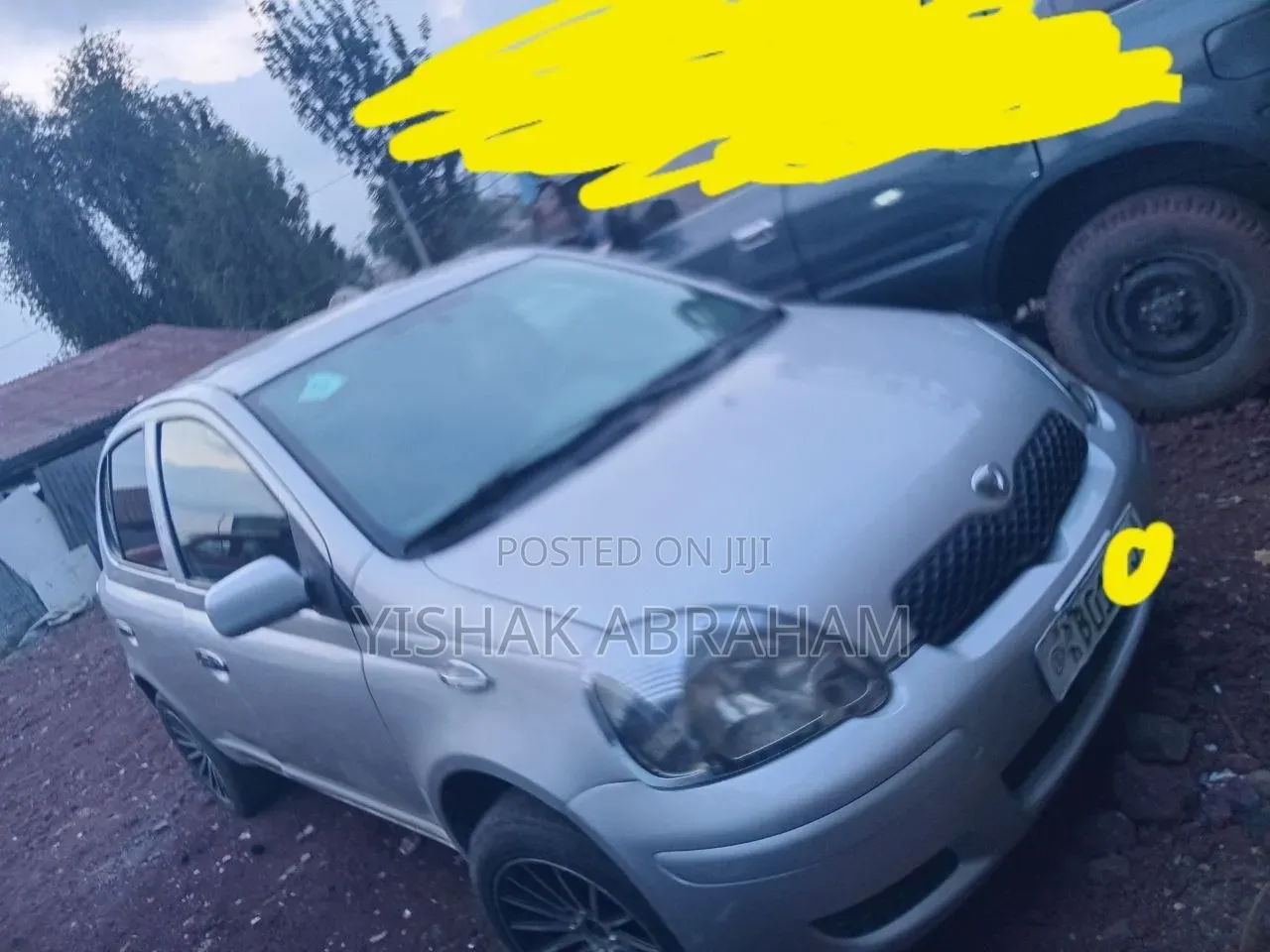 Toyota Vitz 2003 Silver