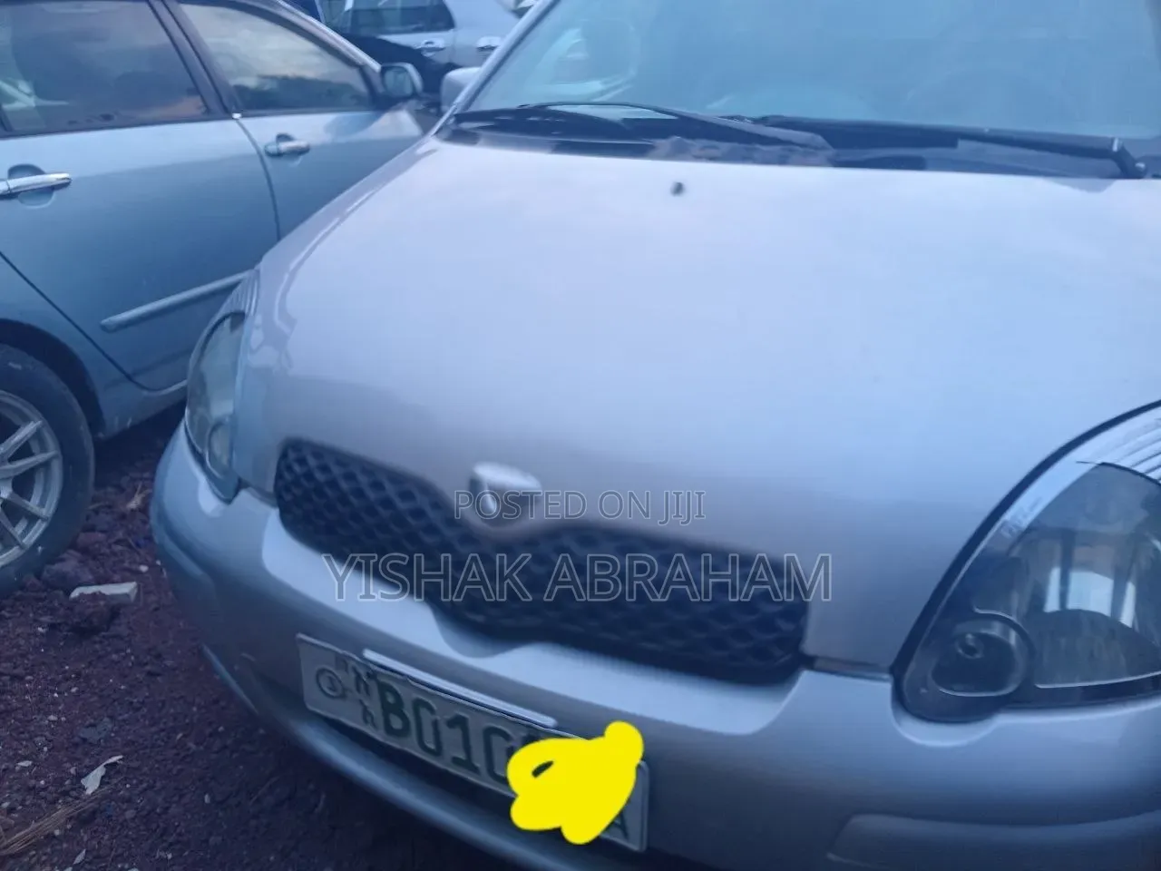 Toyota Vitz 2003 Silver