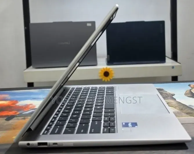 New Laptop HP EliteBook 840 G10 16GB Intel Core i7 SSD 512GB