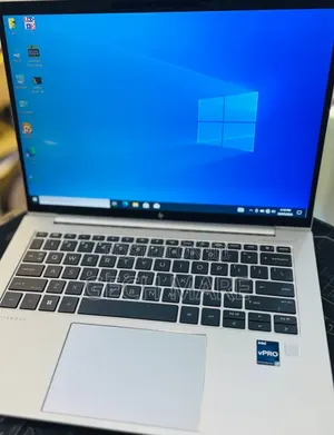 New Laptop HP EliteBook 840 G9 16GB Intel Core i7 SSD 512GB
