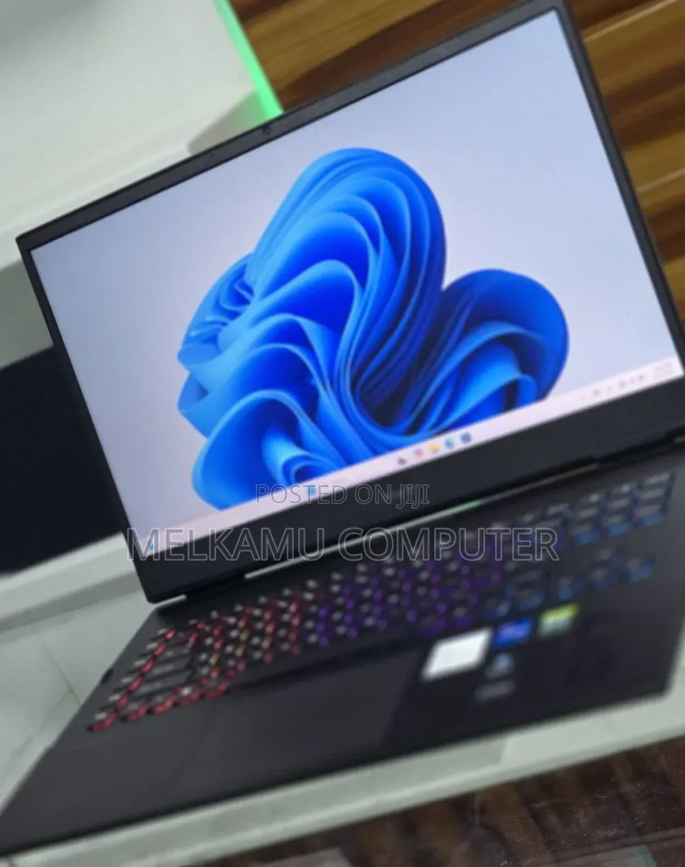 New Laptop HP Omen 17 16GB Intel Core i7 SSD 512GB