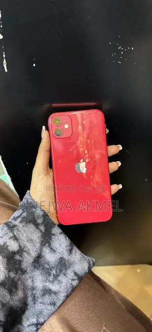 Apple iPhone 11 128 GB Red