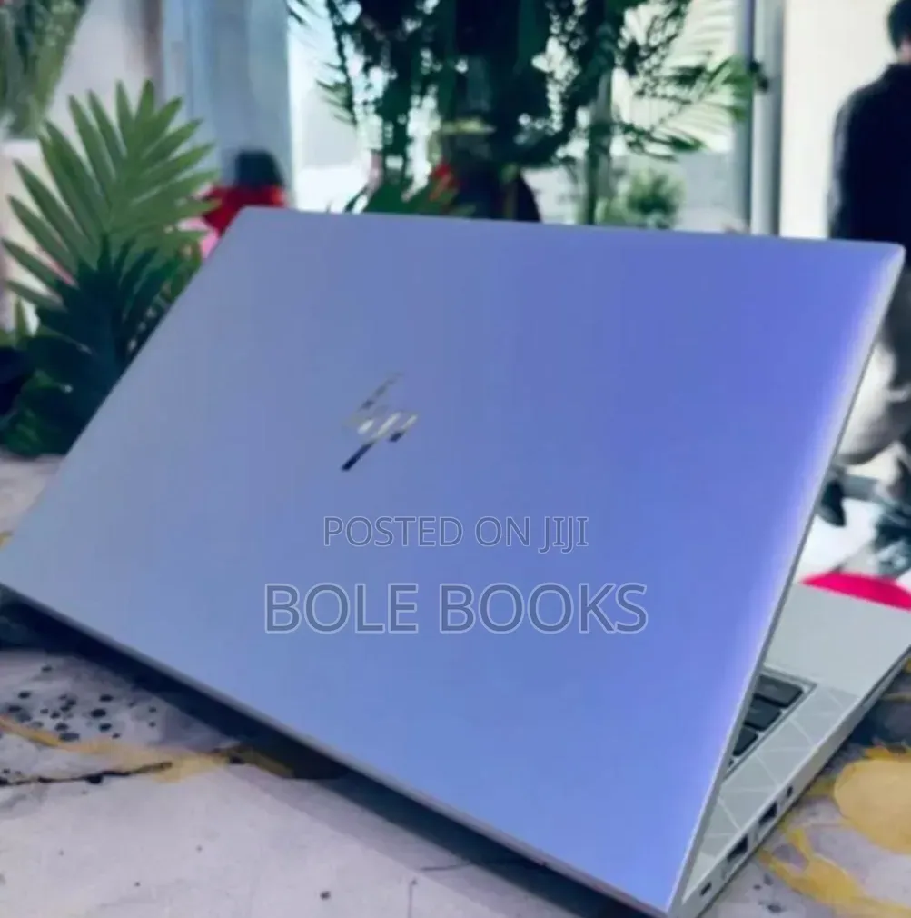 New Laptop HP EliteBook 830 G9 8GB Intel Core i5 SSD 512GB