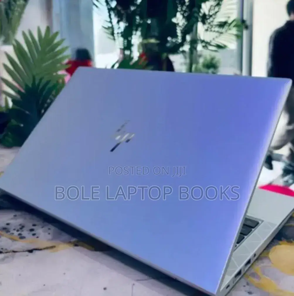 New Laptop HP EliteBook 830 G9 8GB Intel Core i5 SSD 512GB