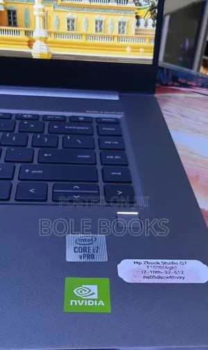 New Laptop HP Zbook Studio G7 32GB Intel Core i7 SSD 512GB