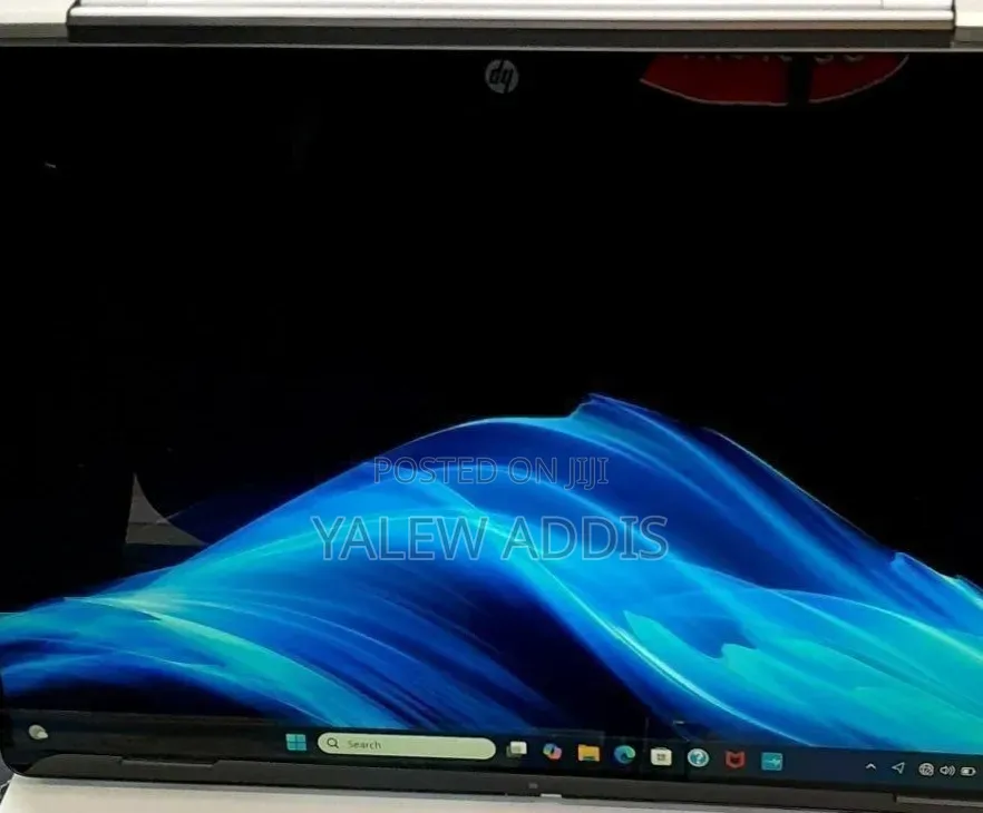 New Laptop HP OmniBook 5 Flip 16GB Intel Core 7 SSD 512GB