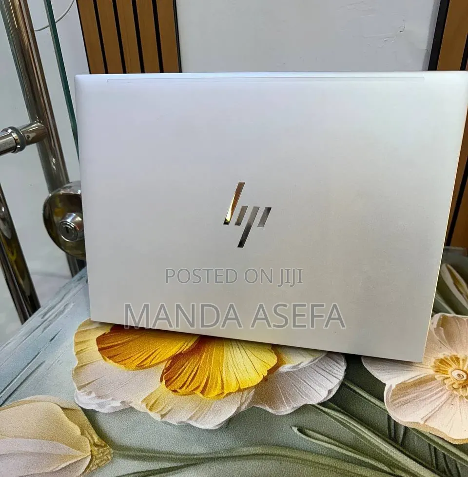 New Laptop HP EliteBook 840 G9 16GB Intel Core i5 SSD 512GB