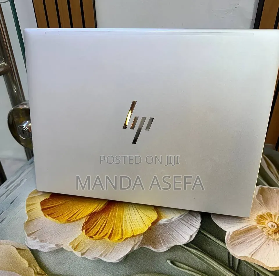 New Laptop HP EliteBook 840 G9 16GB Intel Core i5 SSD 512GB