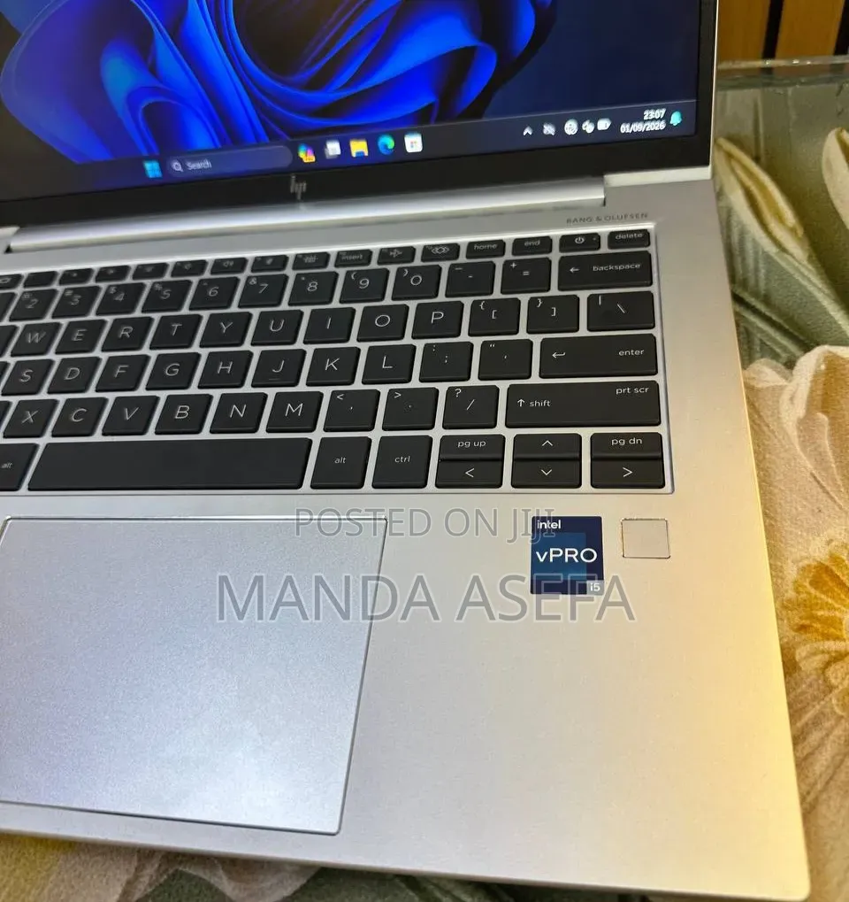 New Laptop HP EliteBook 840 G9 16GB Intel Core i5 SSD 512GB
