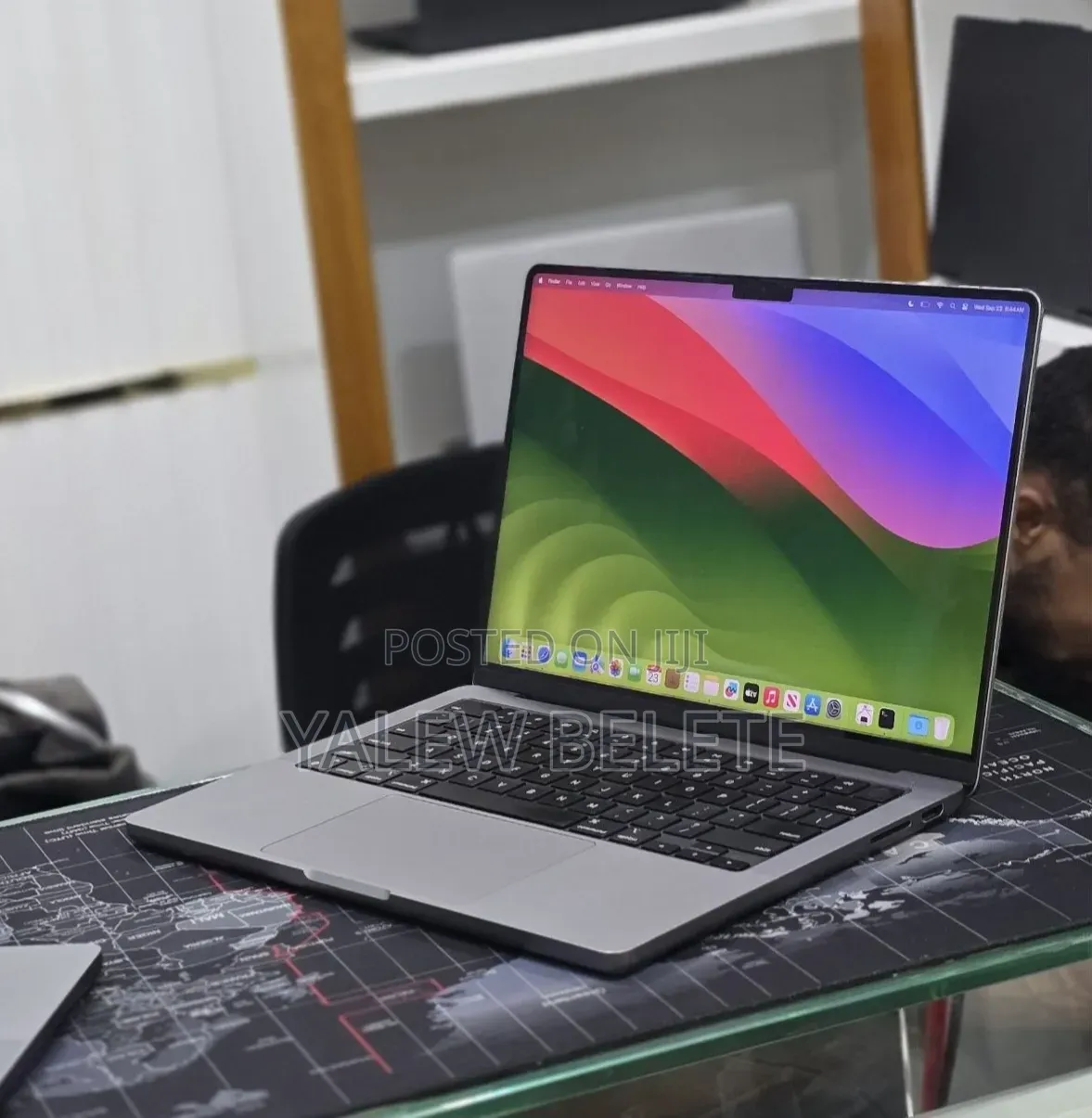 New Laptop Apple MacBook Pro 2023 M3 8GB Apple M3 SSD 512GB
