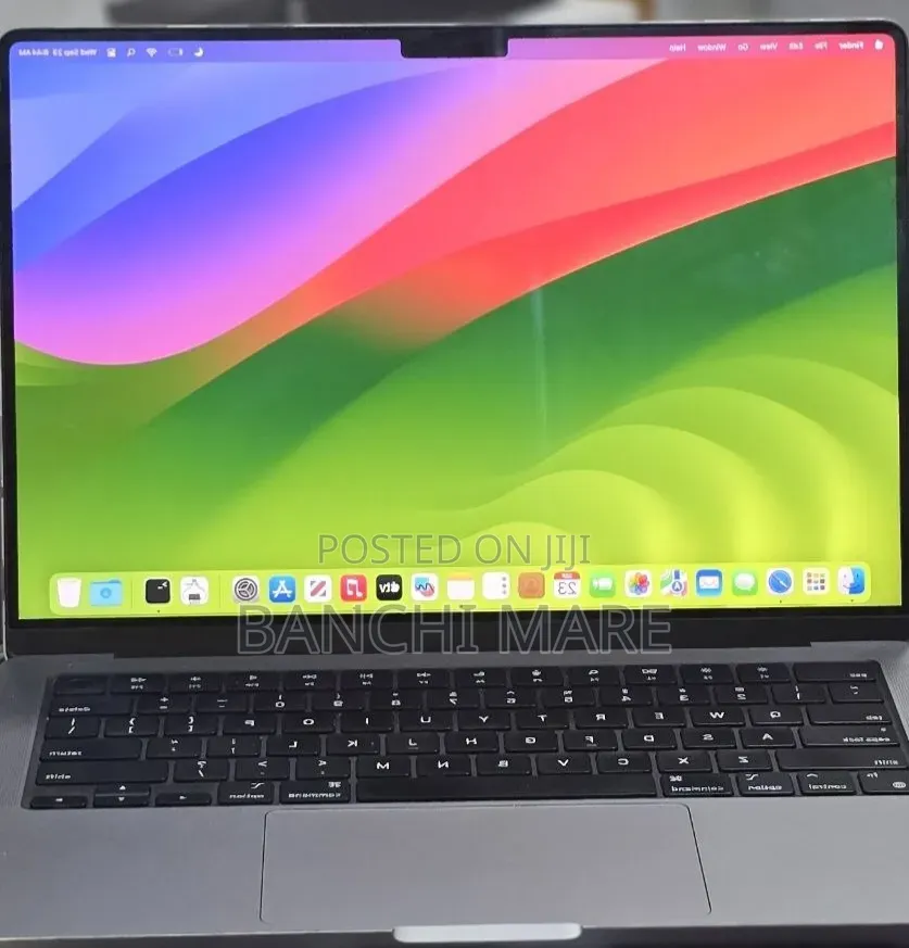 New Laptop Apple MacBook Pro 2023 M3 8GB Apple M3 SSD 512GB