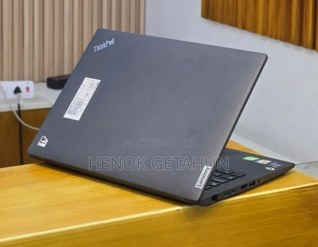 New Laptop Lenovo ThinkPad T14 16GB Intel Core i7 SSD 512GB