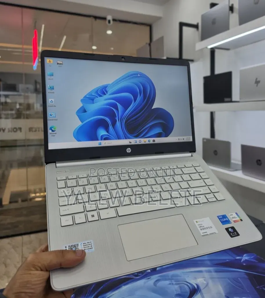 New Laptop HP Stream Notebook 16GB Intel Core i5 SSD 512GB