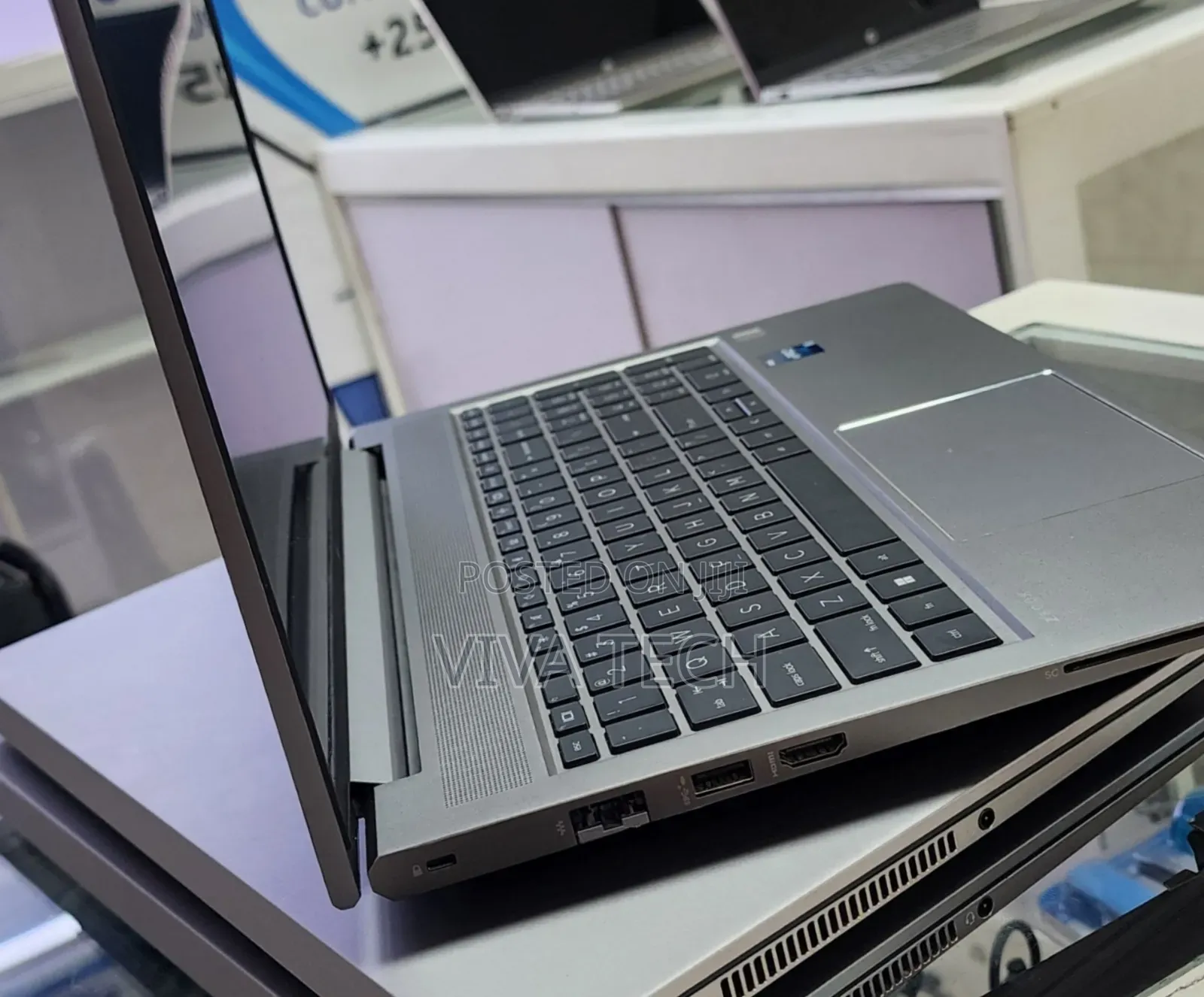 New Laptop HP ZBook Studio 32GB Intel Core i9 SSD 512GB