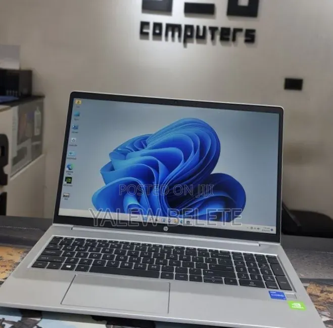 New Laptop HP ProBook 450 G8 16GB Intel Core i7 SSD 512GB