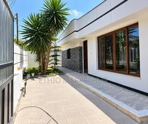 Furnished 5bdrm Villa in Bole for sale