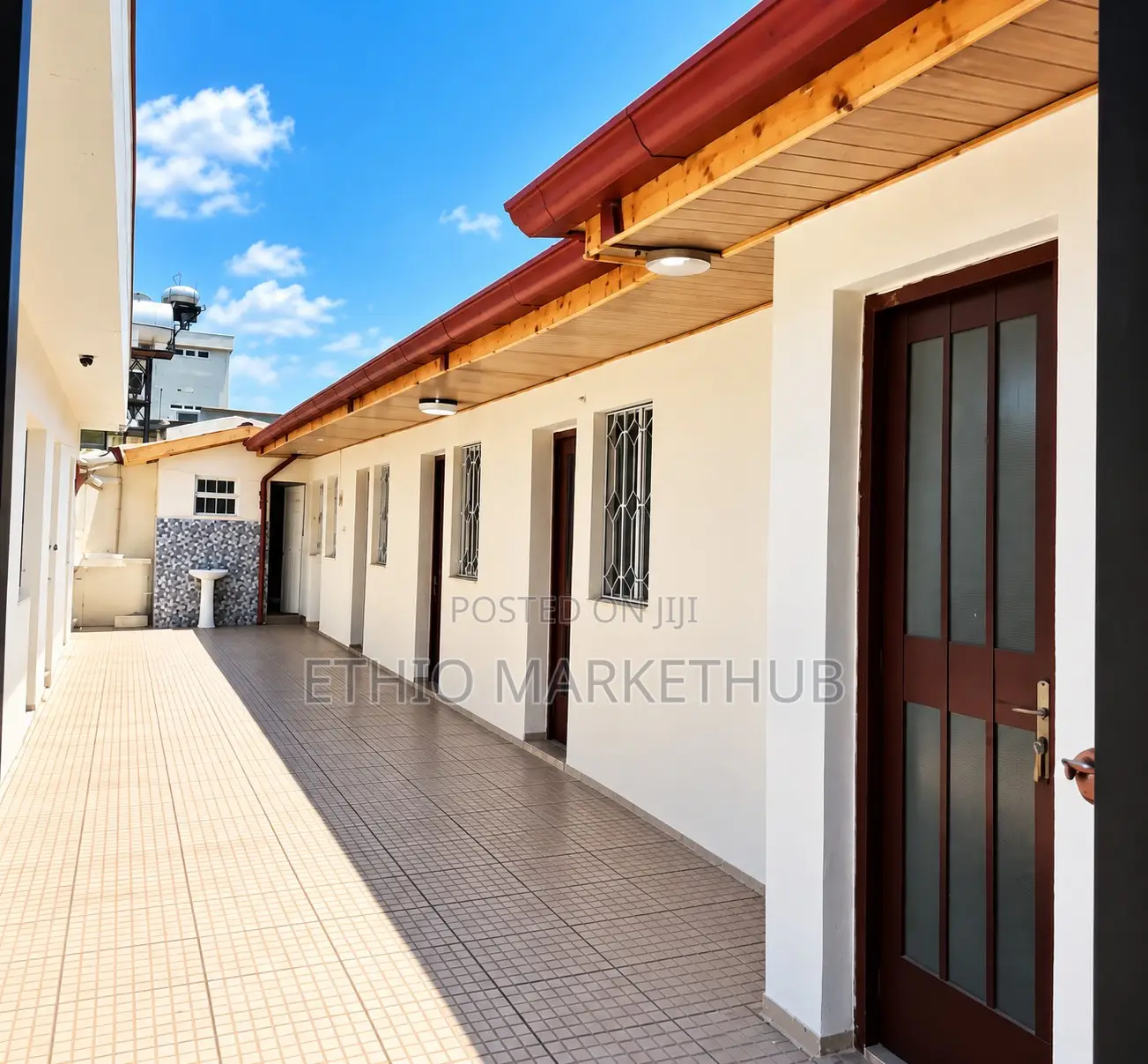 Furnished 5bdrm Villa in Bole for sale