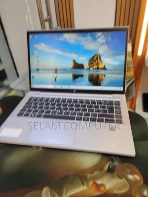New Laptop HP EliteBook 840 G7 8GB Intel Core i5 SSD 512GB