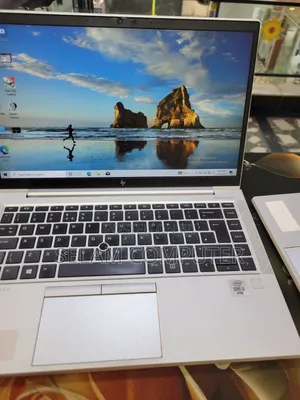 New Laptop HP EliteBook 840 G7 8GB Intel Core i5 SSD 512GB