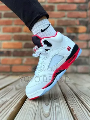 Nike Air Jordan 5 Retro "Fire Red" White/Red Unisex Sneakers