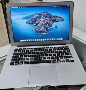 New Laptop Apple MacBook Air 2013 4GB Intel Core i5 SSD 128GB
