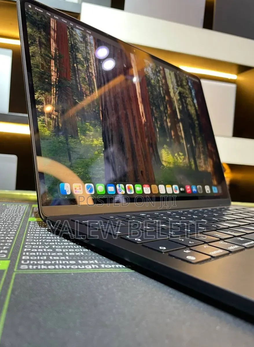 New Laptop Apple MacBook Air 8GB Apple M2 SSD 512GB