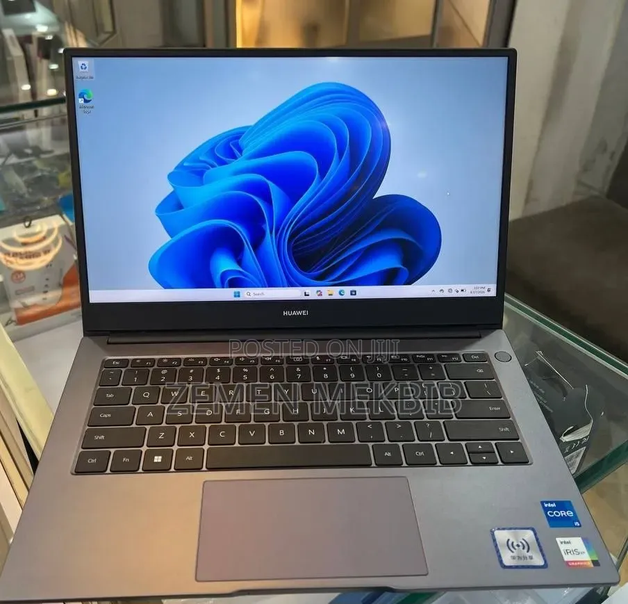 New Laptop Huawei 16GB Intel Core i5 SSD 512GB