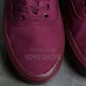 Vans Canvas Low-Top Burgundy Unisex Fashion Shoes