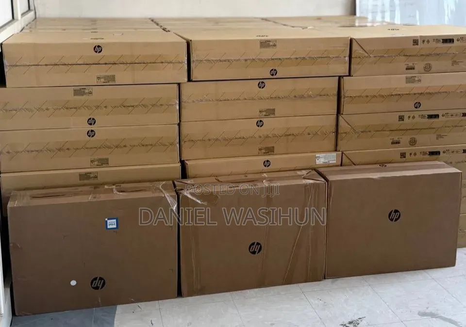 New HP ProOne 240 G10 All-in-One 8GB Intel Core i5 SSD 512GB