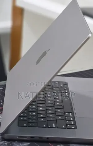 New Laptop Apple MacBook Pro 2023 M2 Pro 16GB Apple M2 SSD 512GB