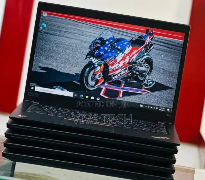 New Laptop Lenovo ThinkPad t495s 16GB AMD Ryzen 7 SSD 512GB
