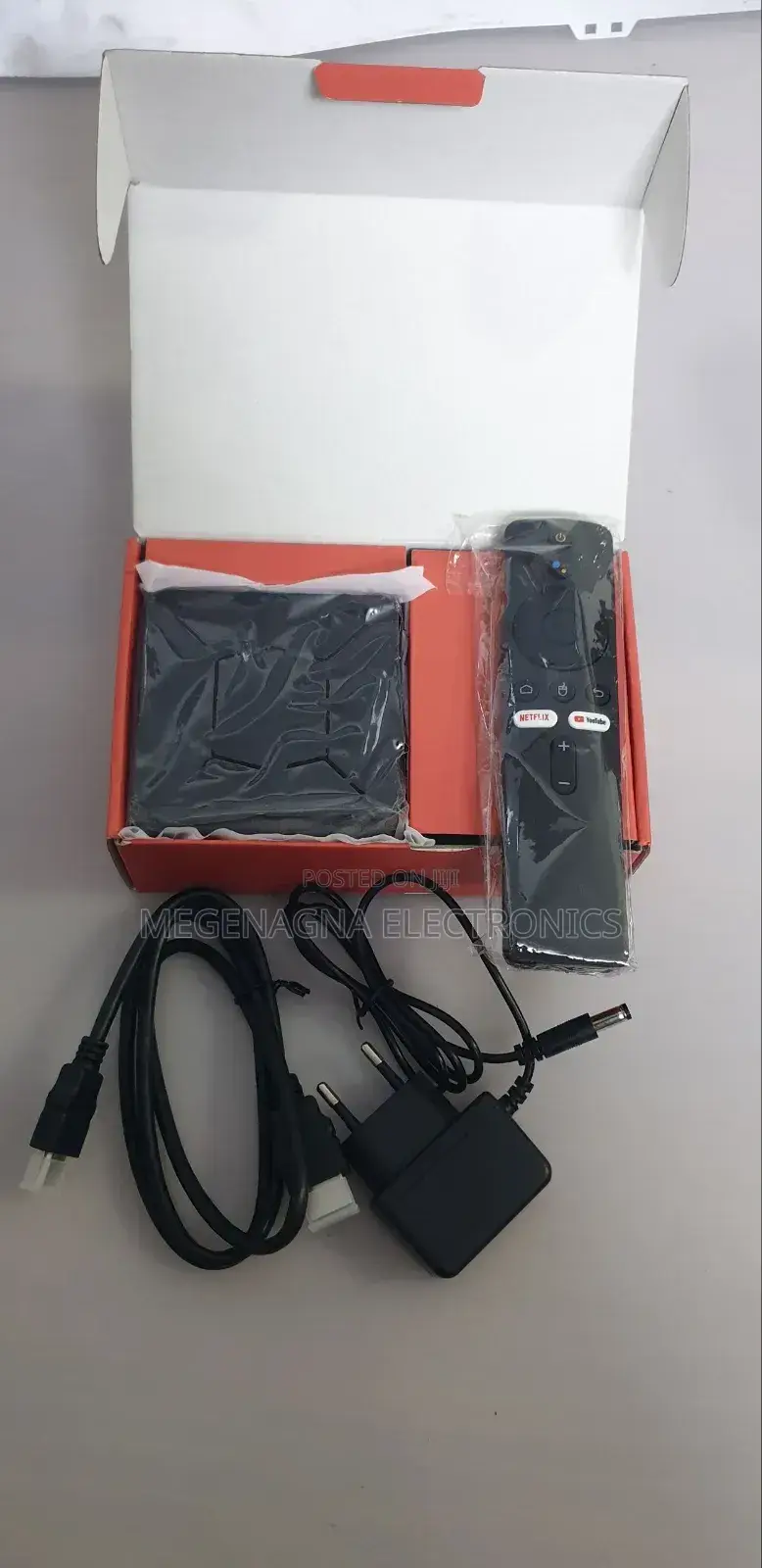 Q5 Smart TV Box / ቲቪ ስማርት ማድረጊያ