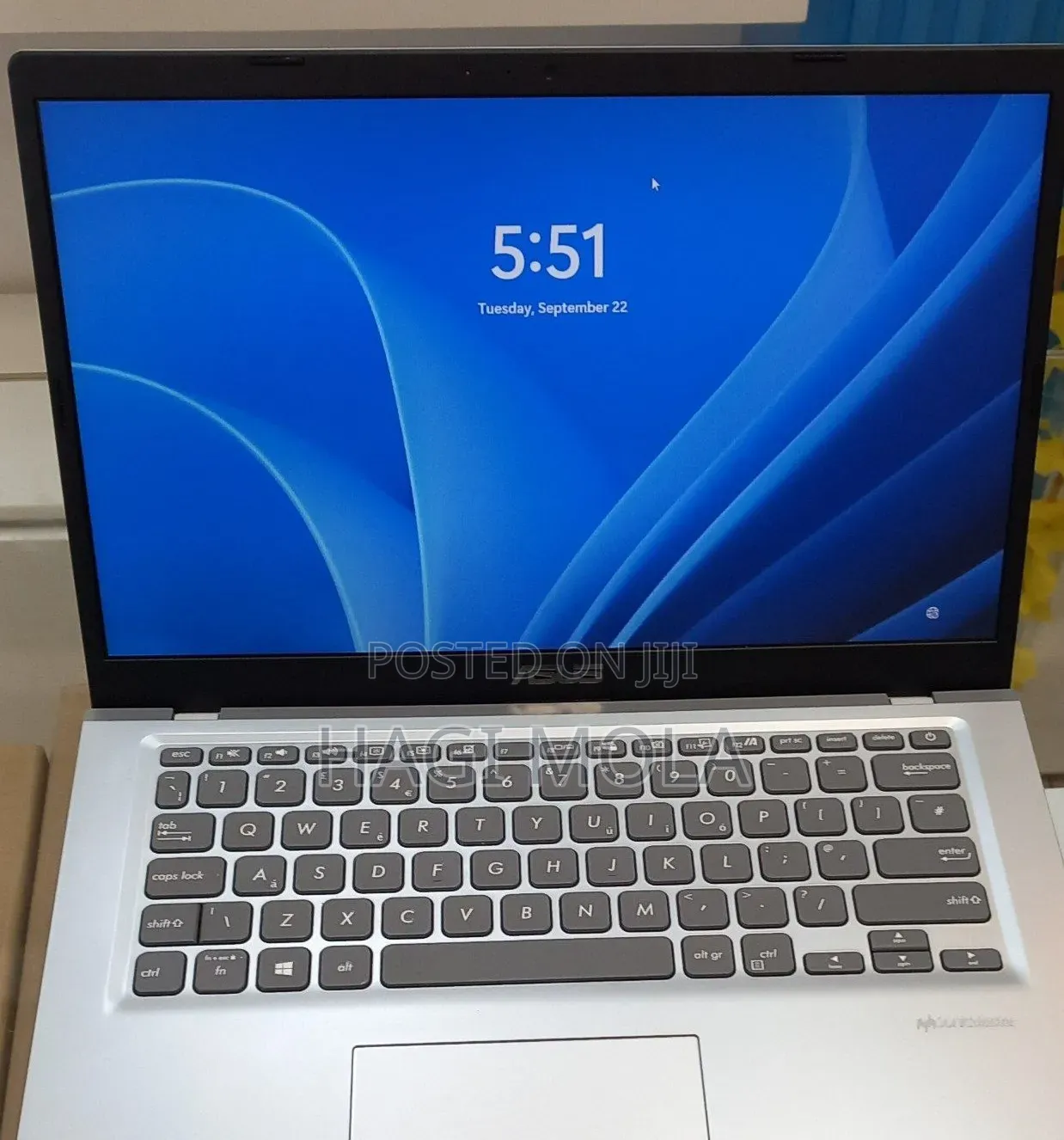New Laptop Asus Vivobook 14 8GB Intel Core i7 SSD 256GB