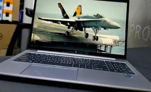New Laptop HP ZBook Firefly G8 16GB Intel Core i5 SSD 512GB