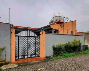 Furnished 2bdrm Villa in Bole for sale
