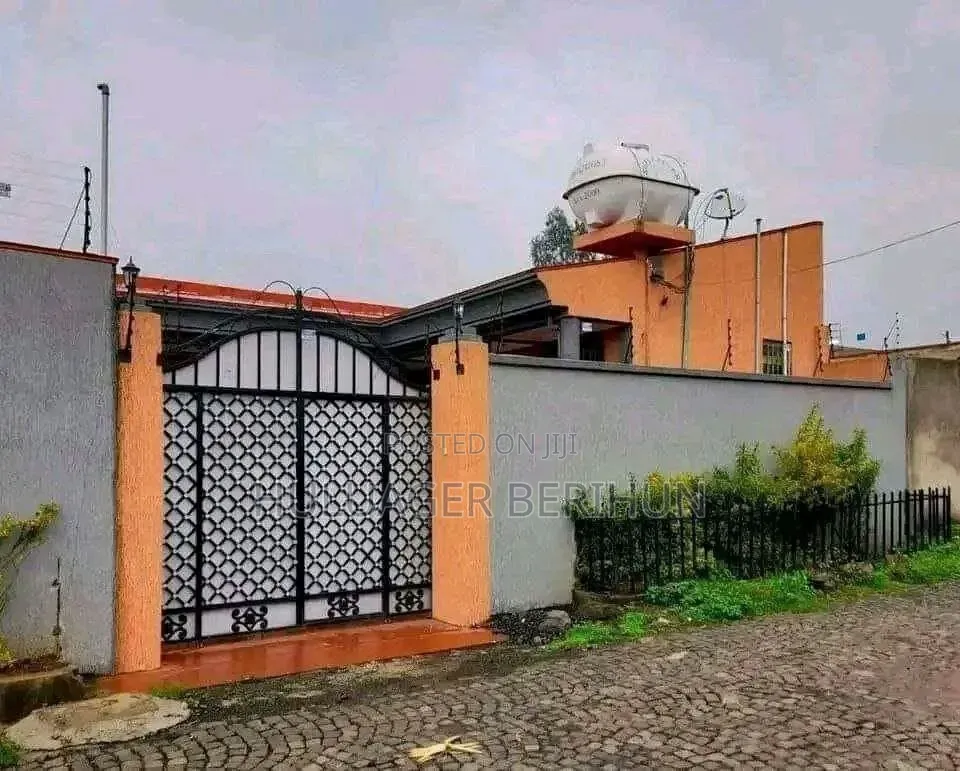 Furnished 2bdrm Villa in Bole for sale