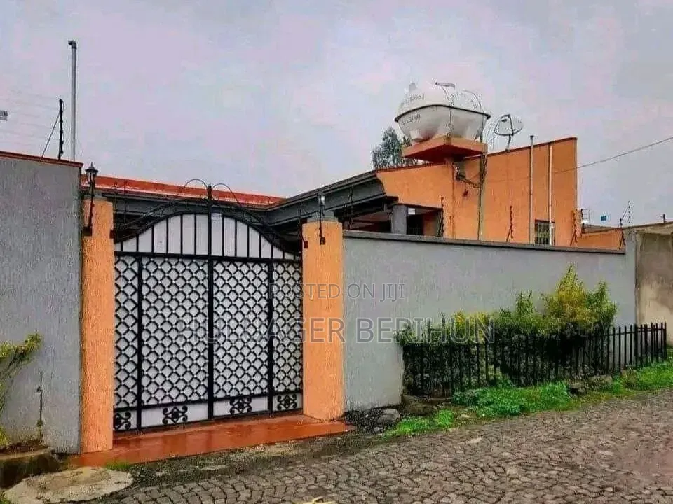 Furnished 2bdrm Villa in Bole for sale