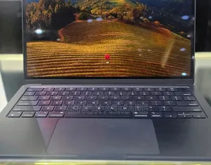 New Laptop Apple MacBook Air 2024 M3 8GB Apple M3 SSD 256GB